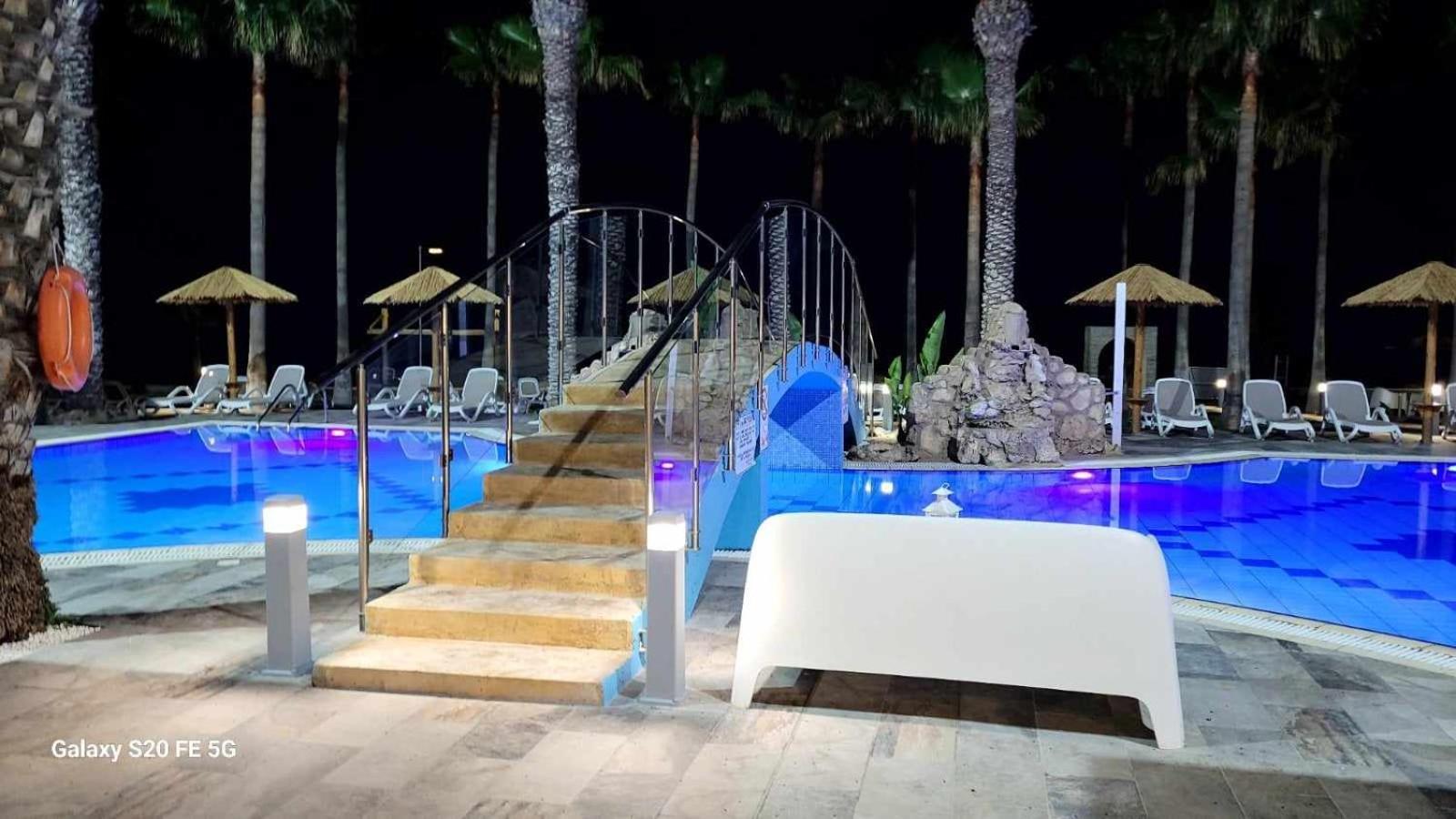 Simos Magic Beach Hotel Apts Ayia Napa Luaran gambar