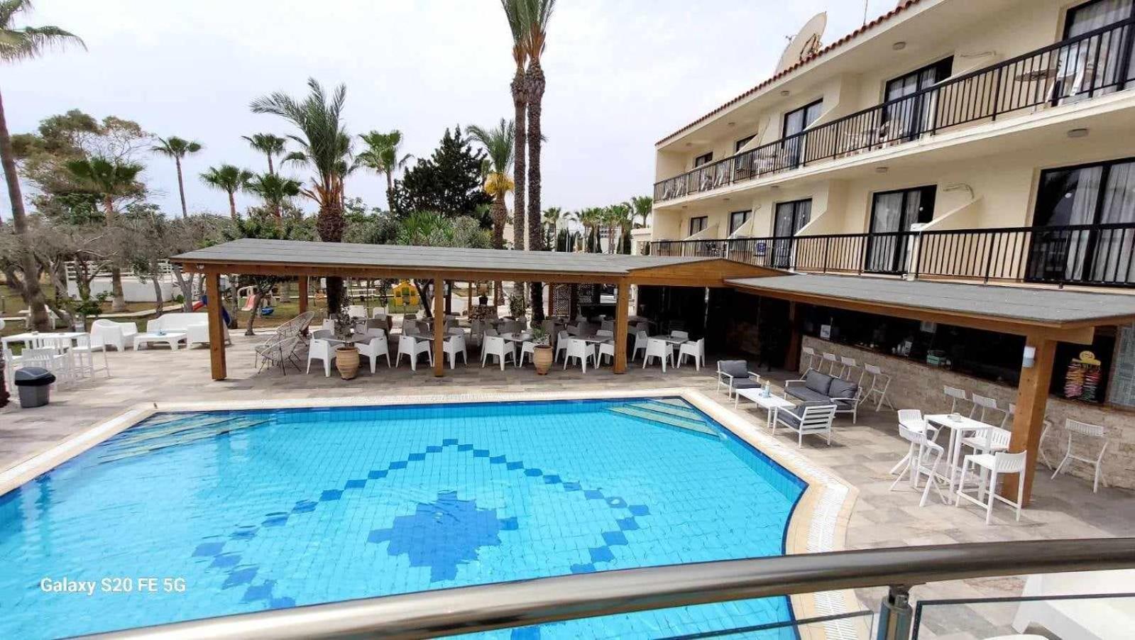 Simos Magic Beach Hotel Apts Ayia Napa Luaran gambar
