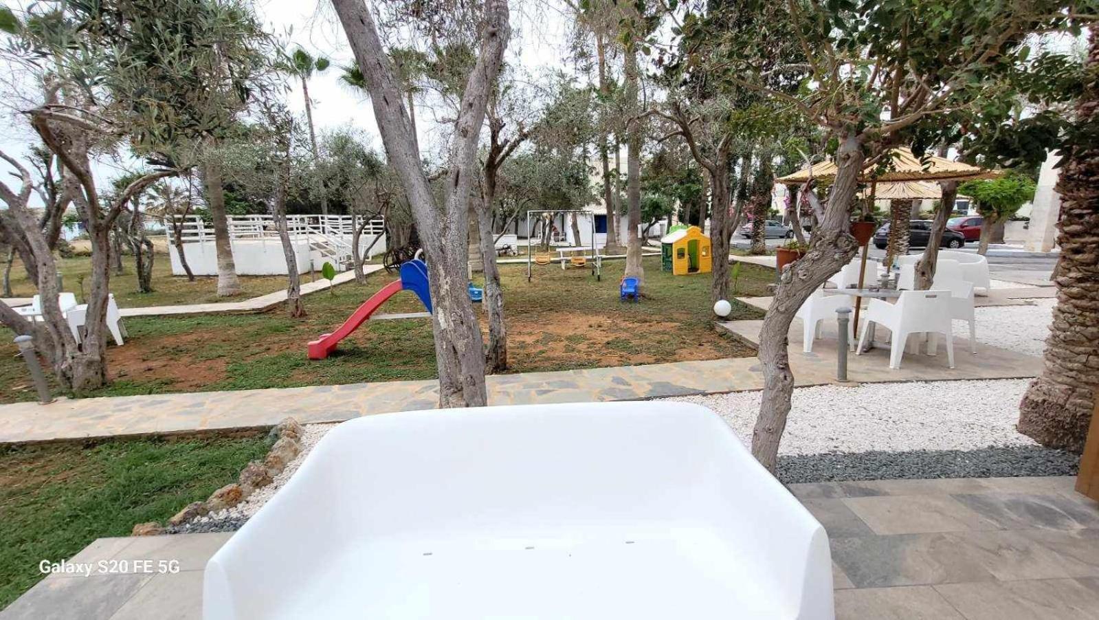 Simos Magic Beach Hotel Apts Ayia Napa Luaran gambar